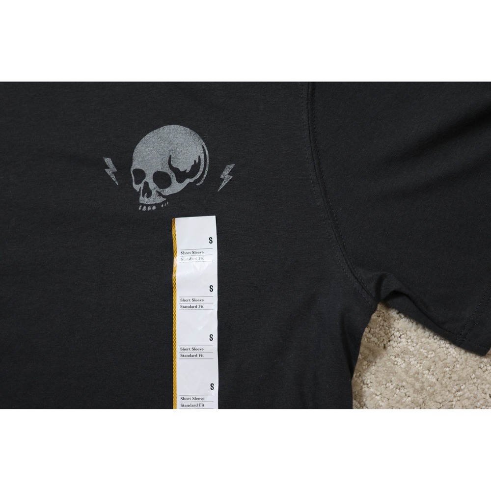 Goodfellow & Co Mens Live Fast Moto Club Graphic T-Shirt Charcoal Gray Small NWT - Picture 2 of 7